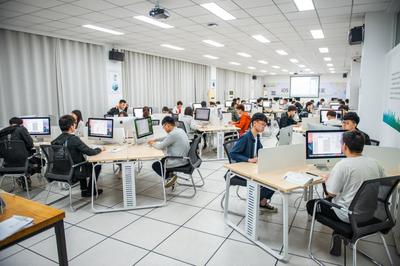 計算機應用技術專業 引領未來技術開發的核心力量