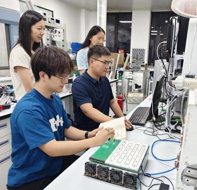 立足嗅覺(jué)傳感 褚繼峰突破設(shè)備感知新維度