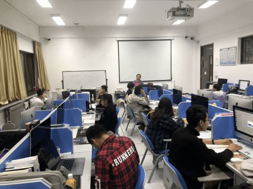 絢爛繁茂的圖靈花園——記2018級(jí)創(chuàng)新實(shí)驗(yàn)班計(jì)算機(jī)技術(shù)開(kāi)發(fā)之旅